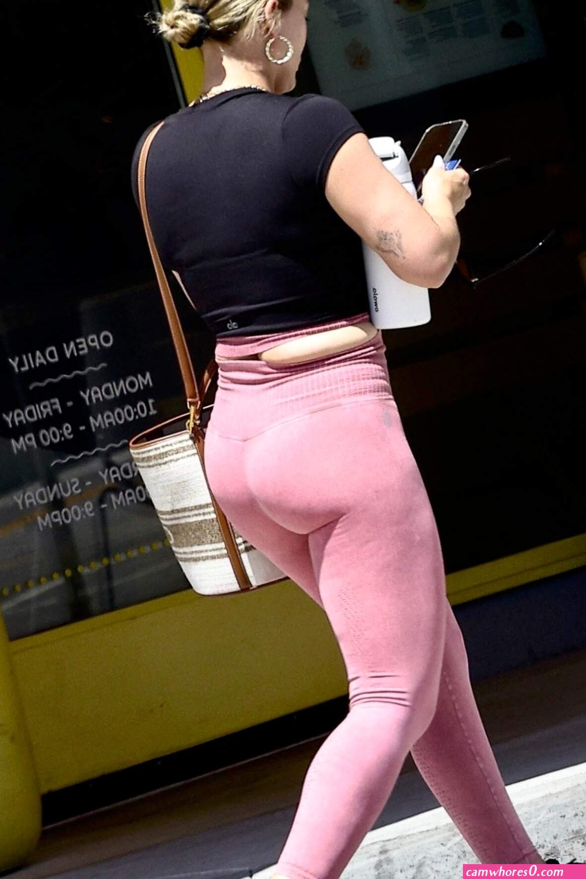 Hillary duff pussy pics