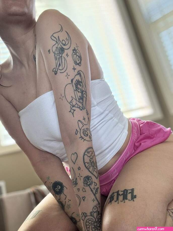 Karathyme3 Nude